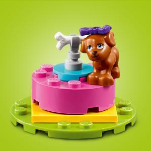 LEGO Friends Plac zabaw dla piesków (41396) 14