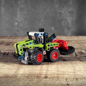 LEGO Technic Mini Claas Xerion (42102) 14