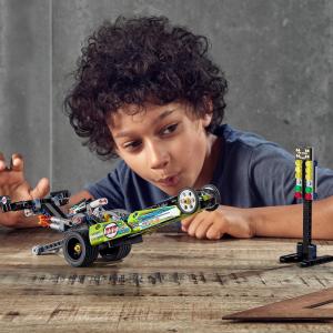 LEGO Technic Dragster (42103) 9