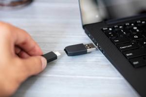 Dysk zewnętrzny HDD WD My Passport Ultra 5TB Niebieski (WDBFTM0050BBL-WESN) 10