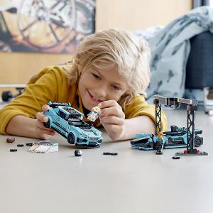 LEGO Speed Champions Formula E Panasonic Jaguar Racing GEN2 car i Jaguar I-PACE Etrophy (76898) 9
