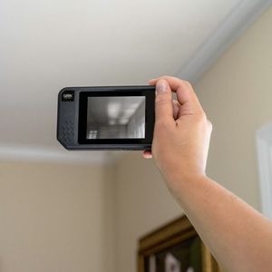 Seek Thermal SEEKTHERM SW-AAA SEEK THERMAL Shot Profesjonalna kompaktowa kamera termowizyjna SeekFusion Wi-Fi 9