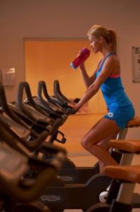 Contigo Butelka z ustnikiem Swish różowa 500ml 4