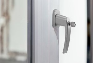 Olympia Fenstergriff mit Schloss FGS 100, silber 5