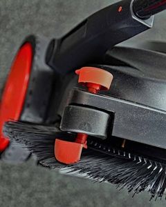 Haaga 677 ZAMIATARKA ELEKTRYCZNA AKUMULATOROWA RĘCZNA PROWADZONA URZĄDZENIE SPRZĄTAJĄCE Z SYSTEMEM TURBO 77cm 4