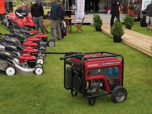 Agregat Honda EM 5500 CXS 5500 W 1-fazowy 8