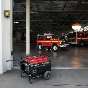 Agregat Honda HONDA Agregat prądotwórczy ECMT 7000 2