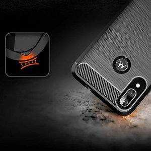Hurtel Carbon Case elastyczne etui pokrowiec Motorola Moto E6 Plus czarny uniwersalny 9