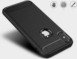 Hurtel Carbon Case elastyczne etui pokrowiec iPhone XR czarny uniwersalny 3