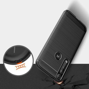 Hurtel Carbon Case elastyczne etui pokrowiec Motorola One Macro czarny uniwersalny 3