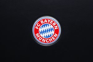 MarkenMerch Walizka twarda ABS licencja FC Bayern munchen 91 l 10