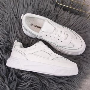 McKeylor Buty damskie WM664 białe r. 38 3