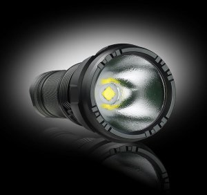 Latarka MacTronic Latarka ręczna, Blitz K3, 3000lm, ładowalna, zestaw (akumulator, zasilacz AC 230V, pasek na rękę), walizka 5