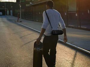 Alogy Etui twardy pokrowiec na głośnik JBL Pulse 3 czarny uniwersalny 10