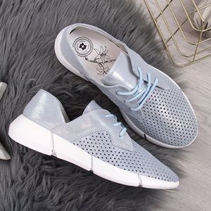 Jezzi Buty sportowe damskie skórzane ażurowe niebieskie Jezzi 37 4