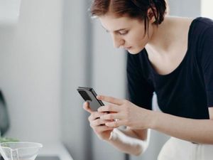 Ringke Etui Fusion do Samsung Galaxy S20 Ultra czarne 7