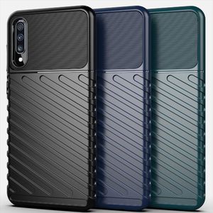 Hurtel Thunder Case elastyczne pancerne etui pokrowiec Samsung Galaxy A40 czarny uniwersalny 12