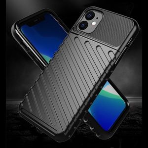 Hurtel Thunder Case elastyczne pancerne etui pokrowiec iPhone 11 czarny uniwersalny 2