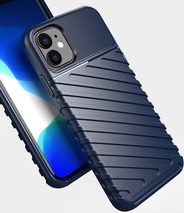 Hurtel Thunder Case elastyczne pancerne etui pokrowiec iPhone 11 czarny uniwersalny 8