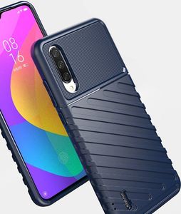 Hurtel Thunder Case elastyczne pancerne etui pokrowiec Xiaomi Mi 9 Lite / Xiaomi Mi CC9 czarny uniwersalny 8