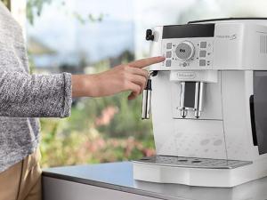 Ekspres ciśnieniowy DeLonghi Magnifica S ECAM 22.110.W 4