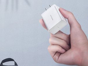 Ładowarka Rock Sugar Pro 4