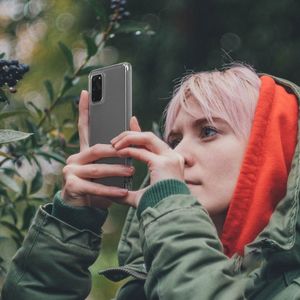 Ringke Ringke Fusion Matte etui pokrowiec z żelową ramką Samsung Galaxy S20 Plus przezroczysty (FMSG0003) uniwersalny 5