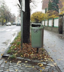 Europlast Kosz uliczny miejski pojemnik na śmieci na słupek lub ścianę DIN 50L - zielony Kosz uliczny miejski pojemnik na śmieci na słupek lub ścianę 50L - zielony 5