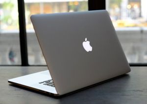 Laptop Apple MacBook Pro (MGXC2PL-A) 3