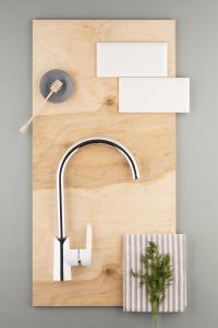 Bateria umywalkowa KFA Angelit stojąca biały (6713-915-40) 2