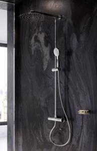 Zestaw prysznicowy Ferro Trevi z deszczownicą z baterią chrom (NP75-TRV7U) 3