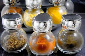 Forchetto Stojak na przyprawy obrotowy przyprawnik 16 słoiczków Forchetto Aromatico 6