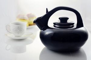 Forchetto Czajnik emaliowany Forchetto Luna 2,5l czarny uniwersalny 8