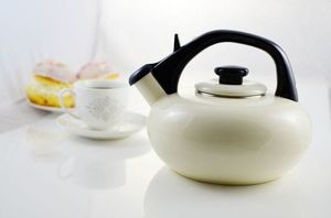 Forchetto Czajnik emaliowany Forchetto Luna 2,5l kremowy uniwersalny 7