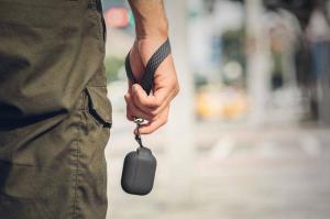 Moshi Etui ochronne Pebbo do AirPods Pro czarne 5