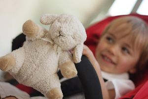 Cloud B Cloud b®Sleep Sheep On The Go™-Pozytywka Owieczka w podróży 2