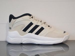 Adidas Buty męskie Streetmighty beżowe r. 45 1/3 (EG4346) 1