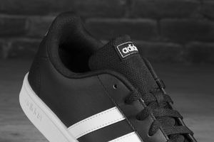 Adidas Buty męskie Grand Court Base czarne r. 36 2/3 (EE7900) 4