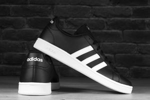 Adidas Buty męskie Grand Court Base czarne r. 43 1/3 (EE7900) 1
