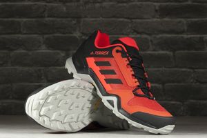 Buty trekkingowe męskie Adidas Buty męskie Terrex Ax3 czerwone r. 46 2/3 (EG6178) 4
