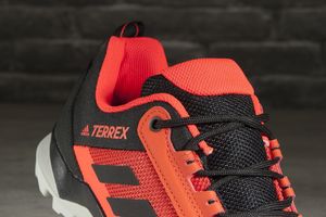 Buty trekkingowe męskie Adidas Buty męskie Terrex Ax3 czerwone r. 46 2/3 (EG6178) 5