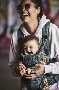 BabyBjorn BABYBJÖRN - Baby Carrier Move - Sage green, 3D Mesh 5