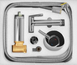 Bateria bidetowa Rea Loop Lungo podtynkowa chrom 7