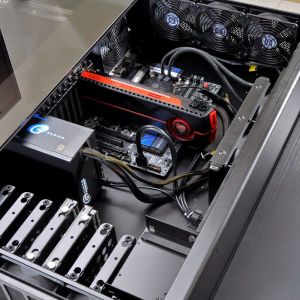 Obudowa Lian Li USB 3.0 biurko obudowa czarna z oknem (DK-01X) 3