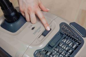 Odkurzacz Zelmer Adaś ZVC316BB 5