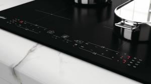 Płyta grzewcza Whirlpool WB B3960 BF 4