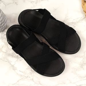 American Club Sandały damskie sportowe na gumki czarne r. 39 4