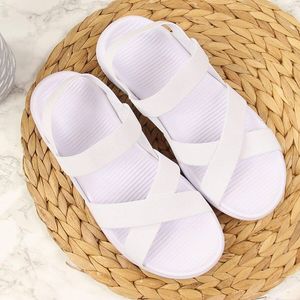 American Club Sandały damskie sportowe na gumki białe r. 37 4