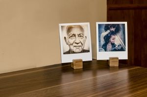 Micnova Bambusowa Ramka / Uchwyt / Podstawka do Zdjęć typu POLAROID 6