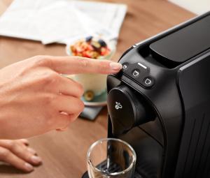 Ekspres na kapsułki Tchibo Cafissimo Easy czarny 8